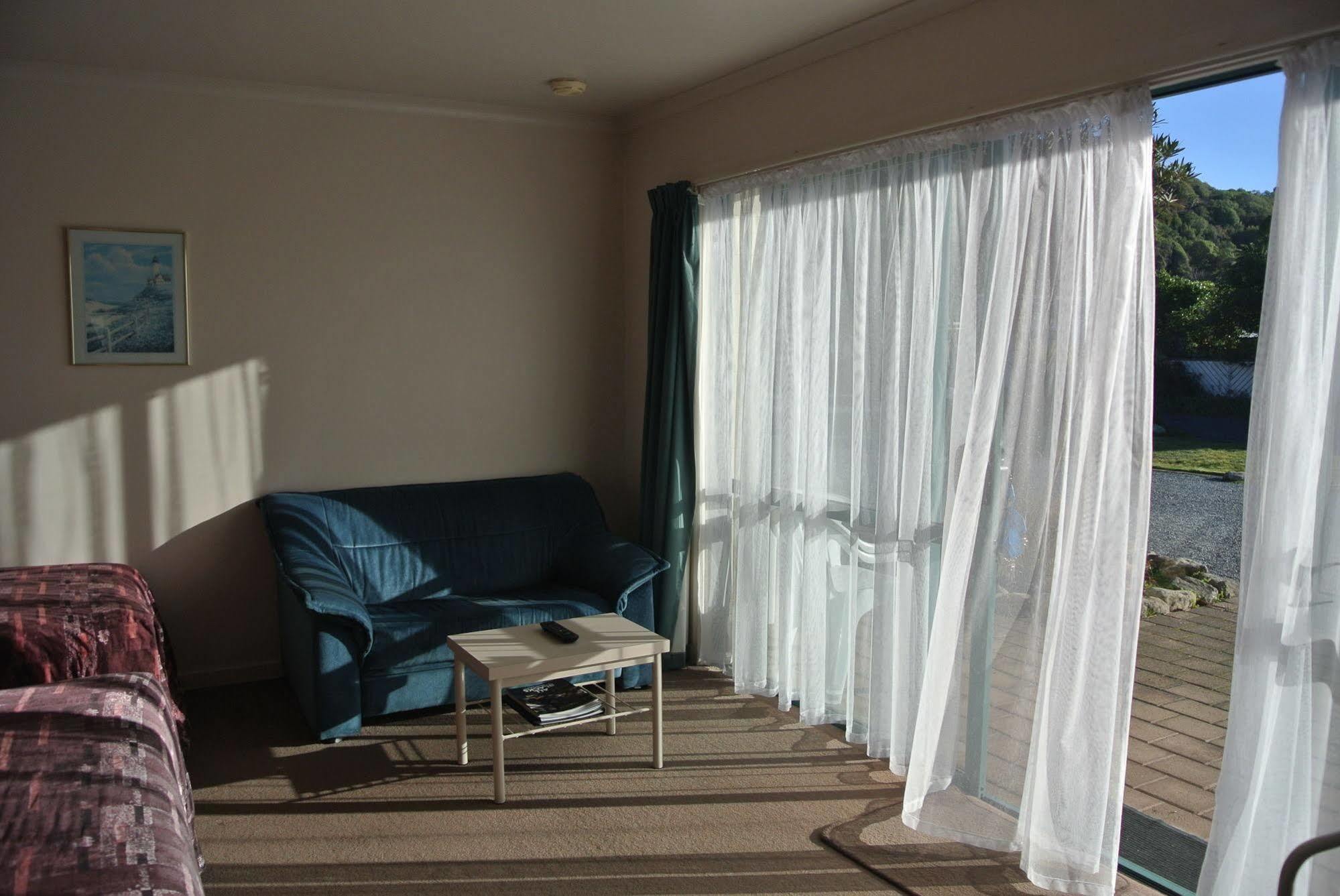 Motel Blue Seas 3*